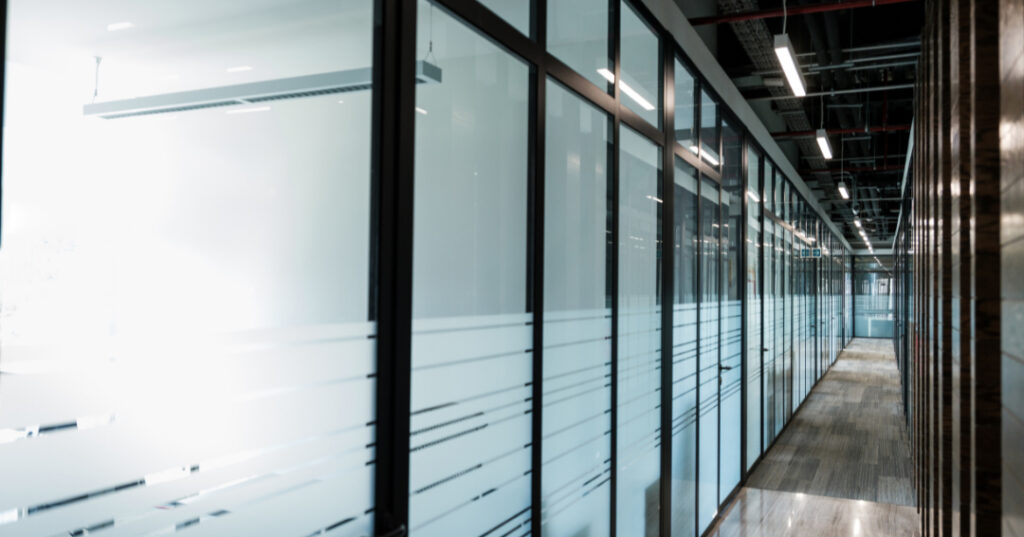 parede de vidro em Serra